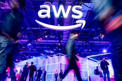 انقطاع في سيرفرات Fortnite وRoblox بسبب عطل في خدمات AWS